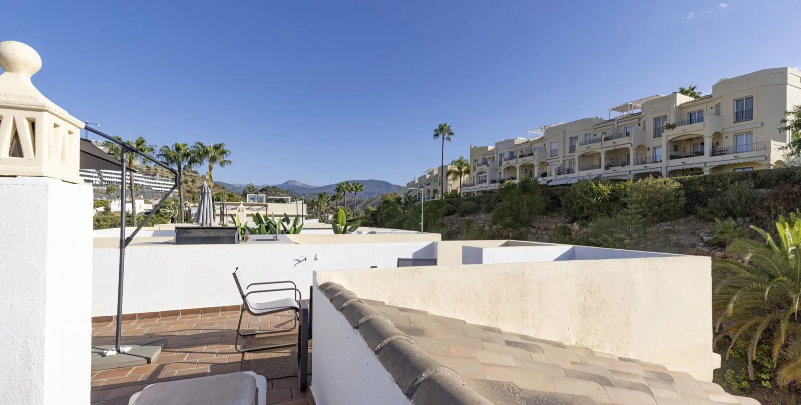 Sale of penthouse in La Quinta 53