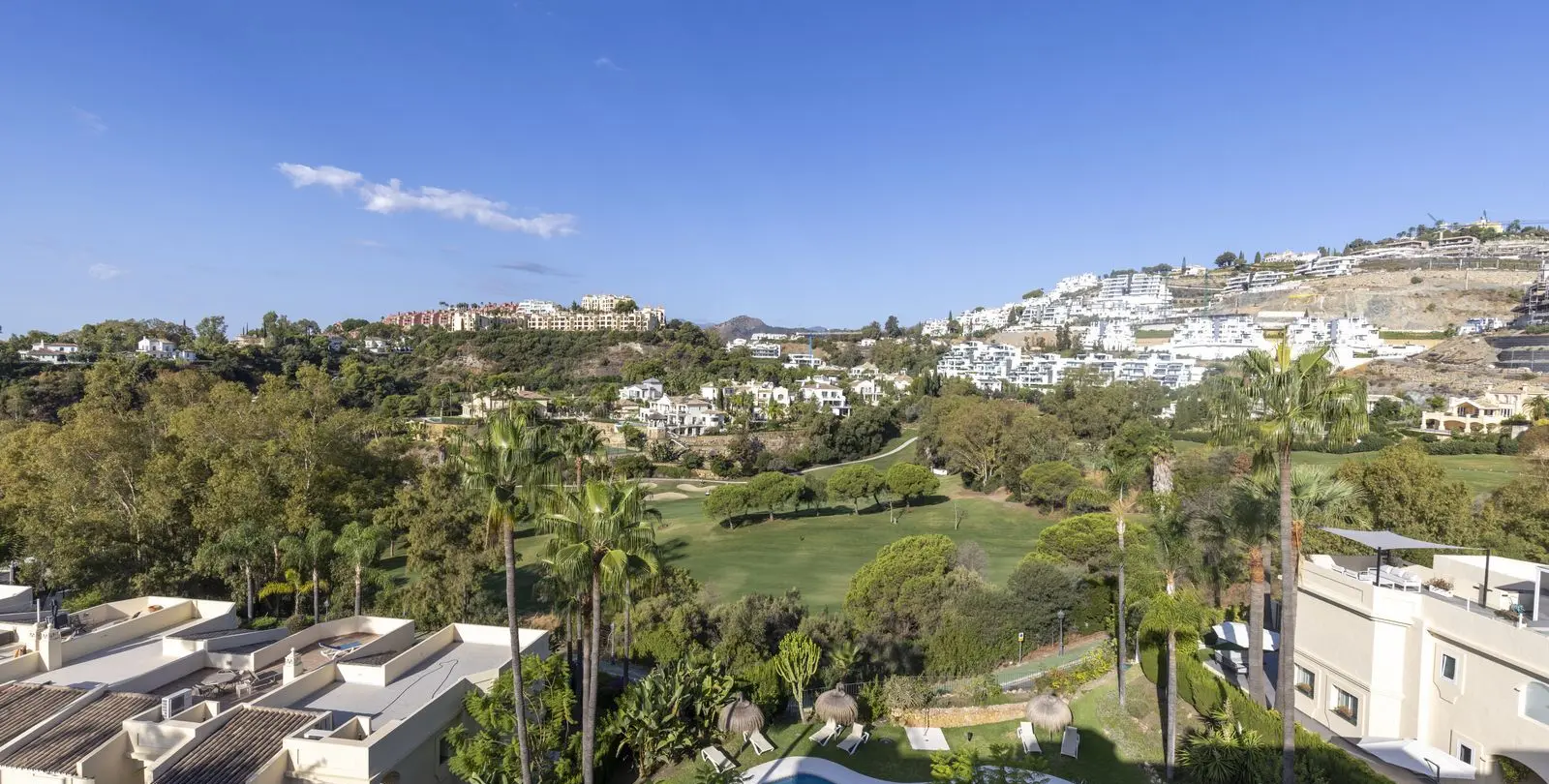 Sale of penthouse in La Quinta 55