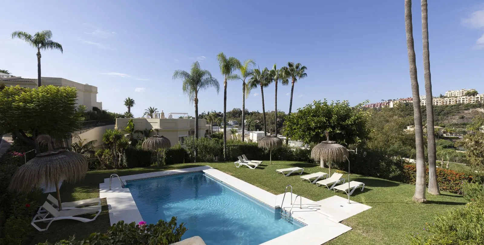 Sale of penthouse in La Quinta 56