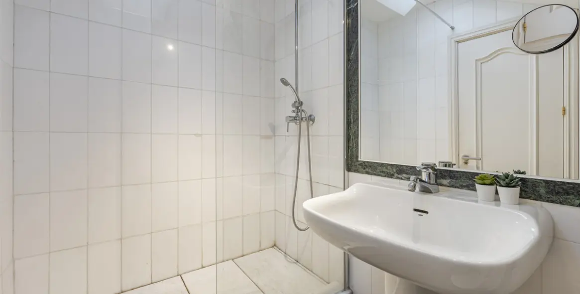 Sale of penthouse in The Golden Mile 20