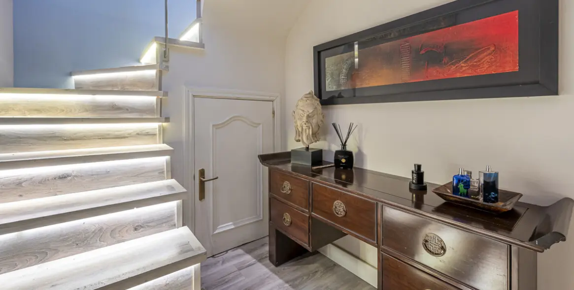 Продажа пентхауса в The Golden Mile 27