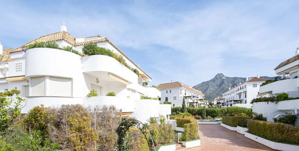 Продажа пентхауса в The Golden Mile 29