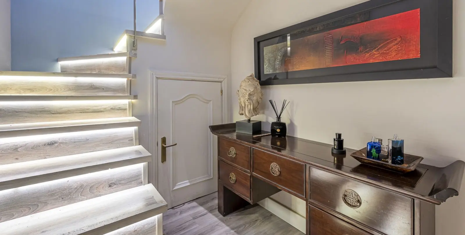 Sale of penthouse in The Golden Mile 26