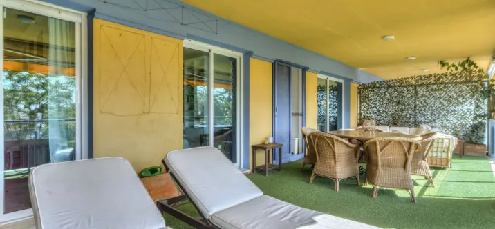 Middle floor apartment R5152009 1