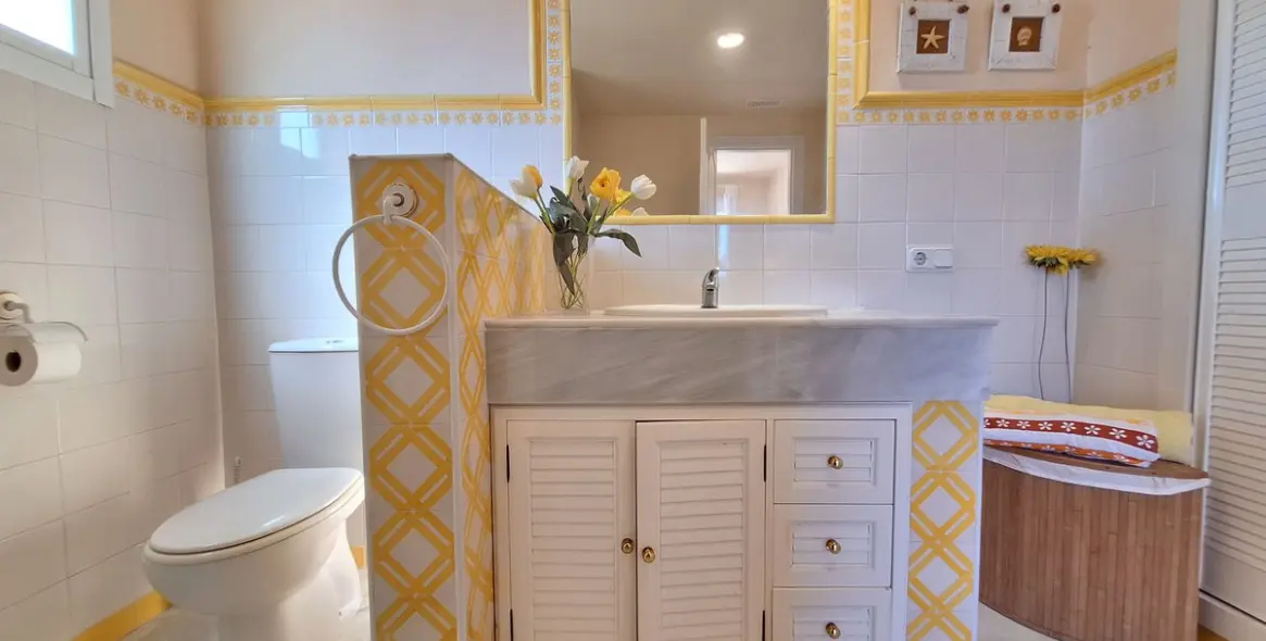 Venta de ático dúplex en Elviria 25