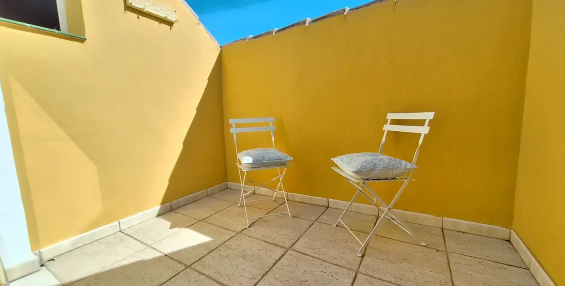 Venta de ático dúplex en Elviria 34