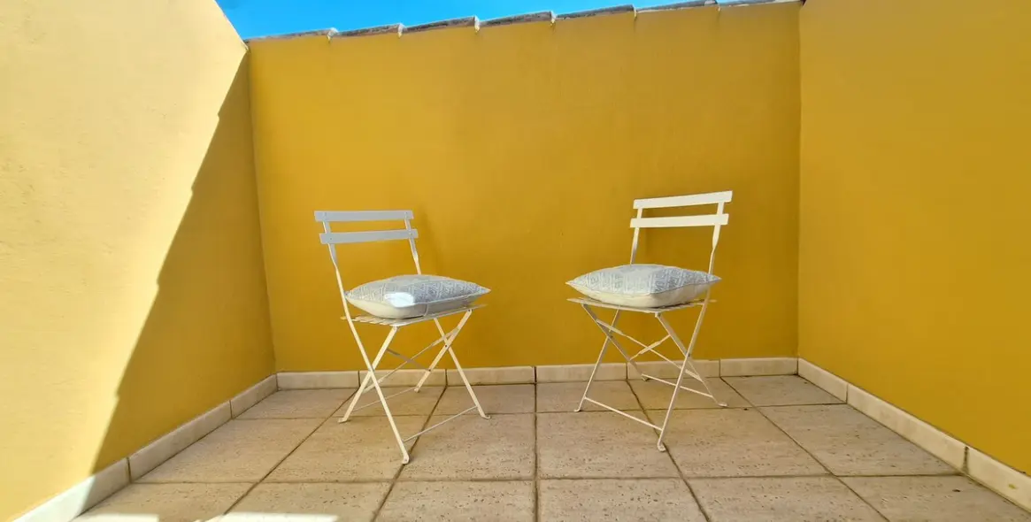 Venta de ático dúplex en Elviria 35