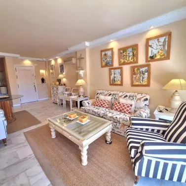 Sale of penthouse duplex in Elviria