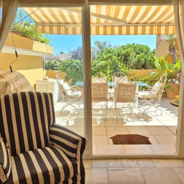 Sale of penthouse duplex in Elviria