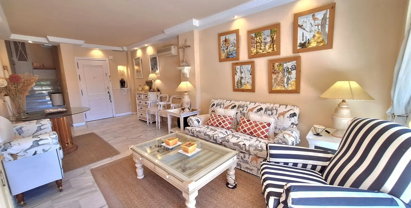 Sale of penthouse duplex in Elviria 2