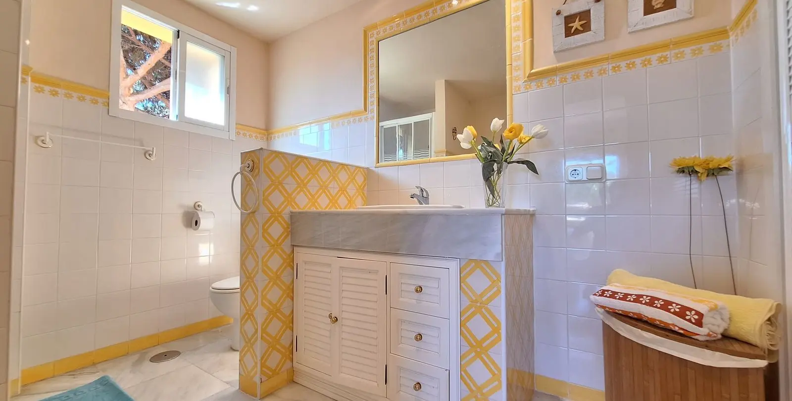 Sale of penthouse duplex in Elviria 22