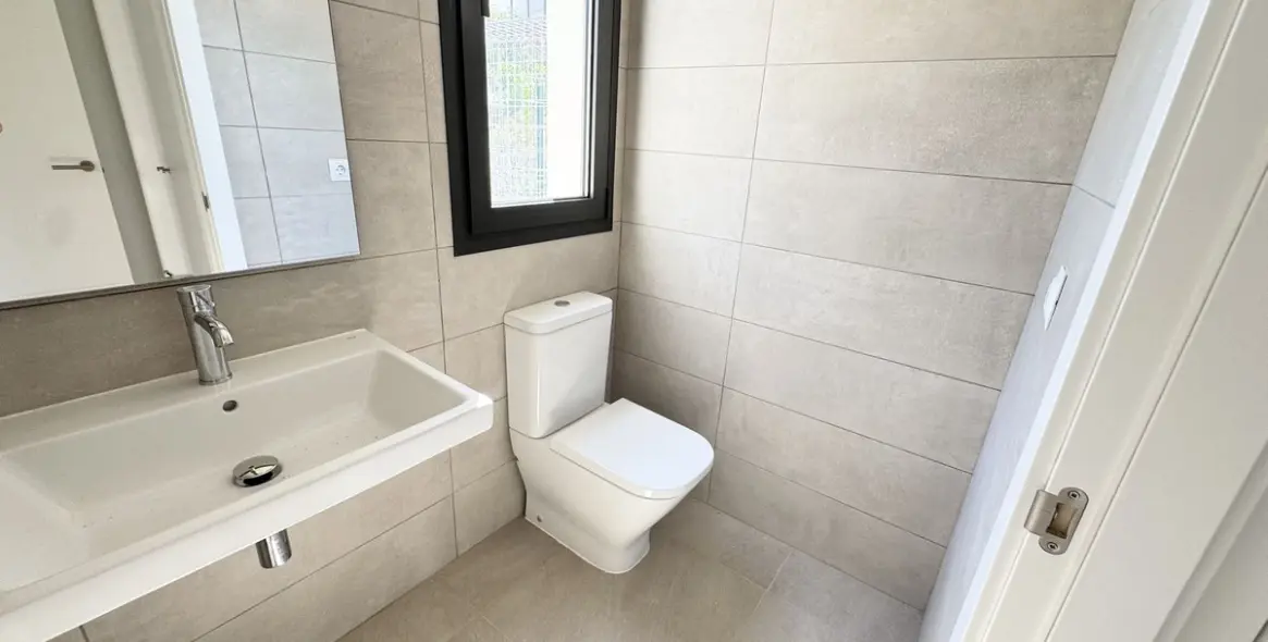 Продажа дома на две семьи в Riviera del Sol 10