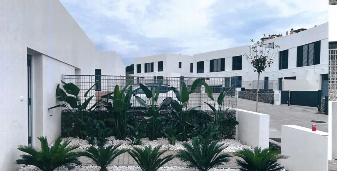 Продажа дома на две семьи в Riviera del Sol 27