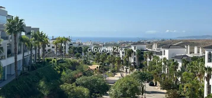 Sale of penthouse in Estepona 1