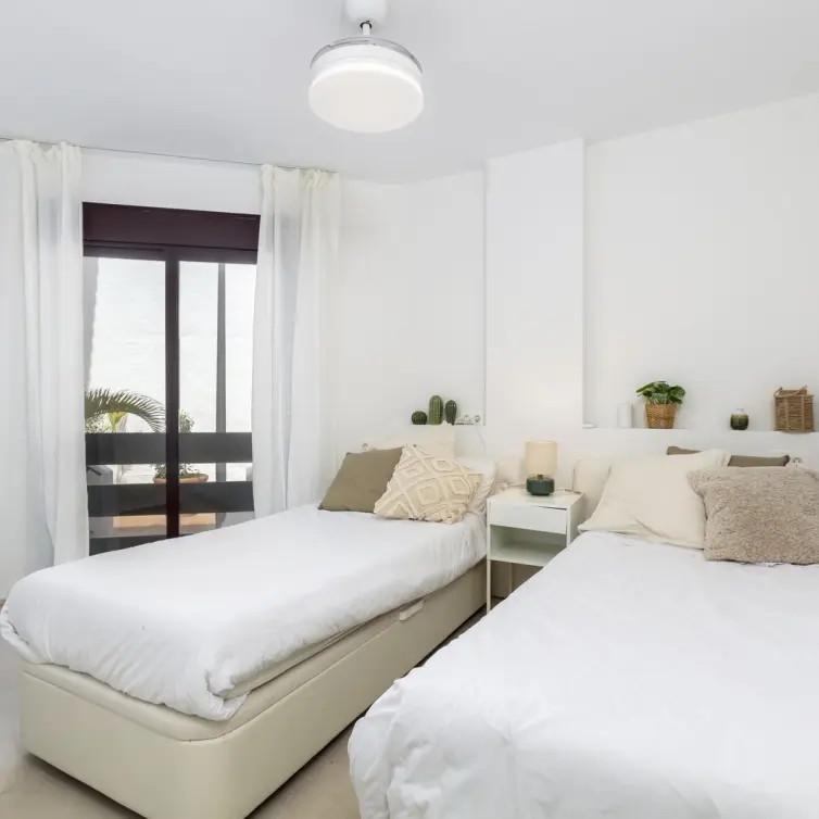 Venta de apartamento en planta baja en Nueva Andalucía