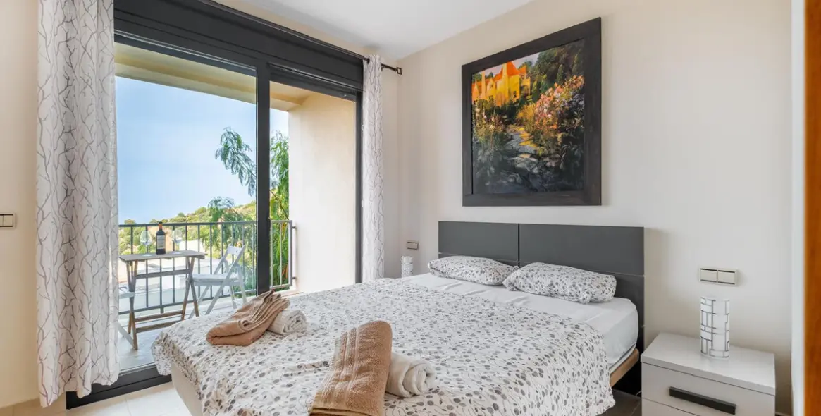 Long-term rent of middle floor apartment in Altos de los Monteros 5