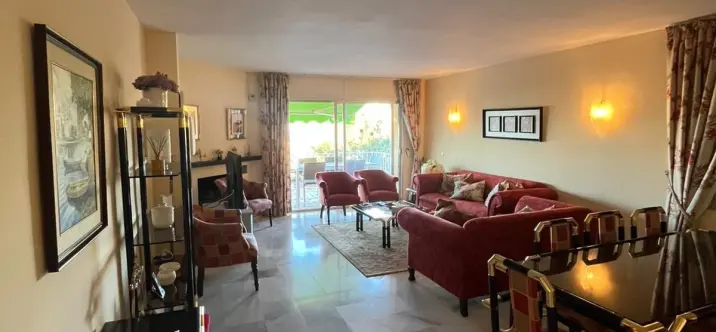 Sale of duplex in Nueva Andalucía 1