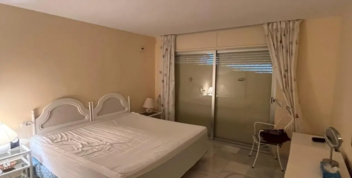 Sale of duplex in Nueva Andalucía 4