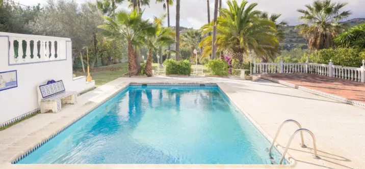 Venta de finca - cortijo en El Padron 1