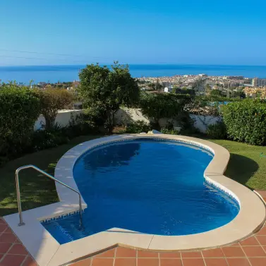 Venta de villa independiente en Nerja