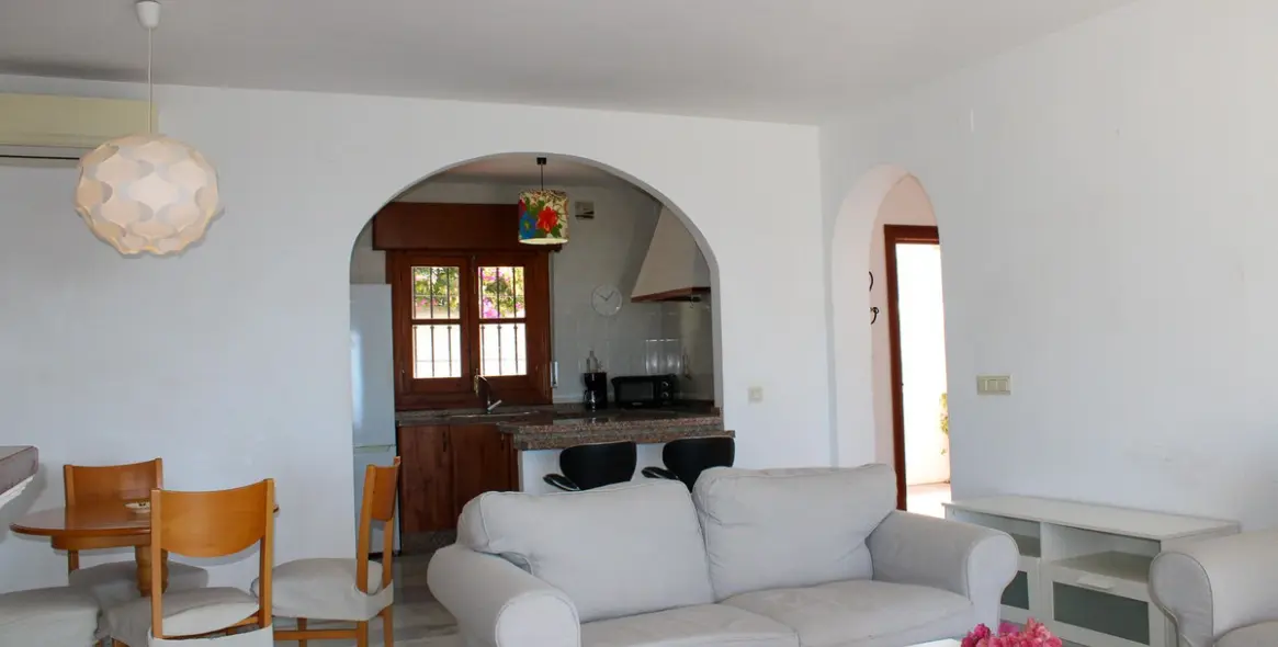 Продажа  отдельно стоящей виллы в Nerja 19