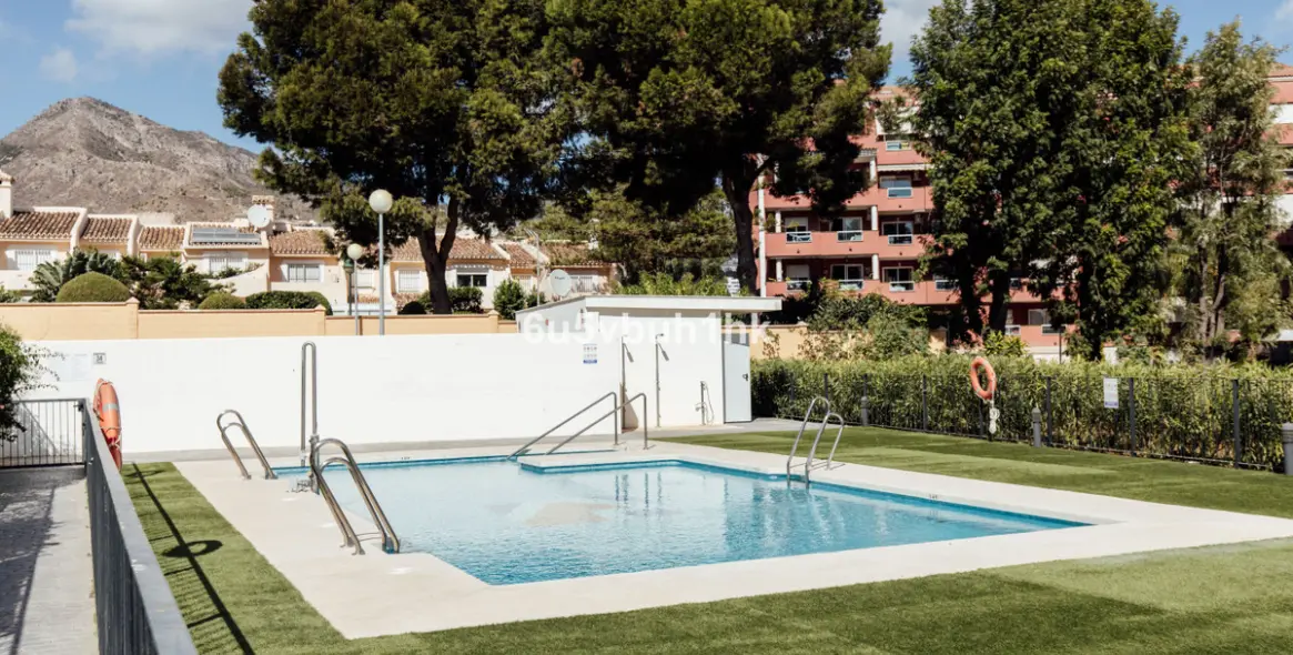 Sale of townhouse in Benalmadena Costa 24