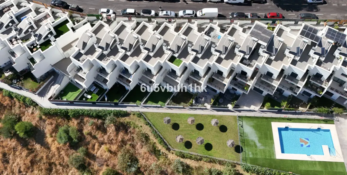 Sale of townhouse in Benalmadena Costa 26