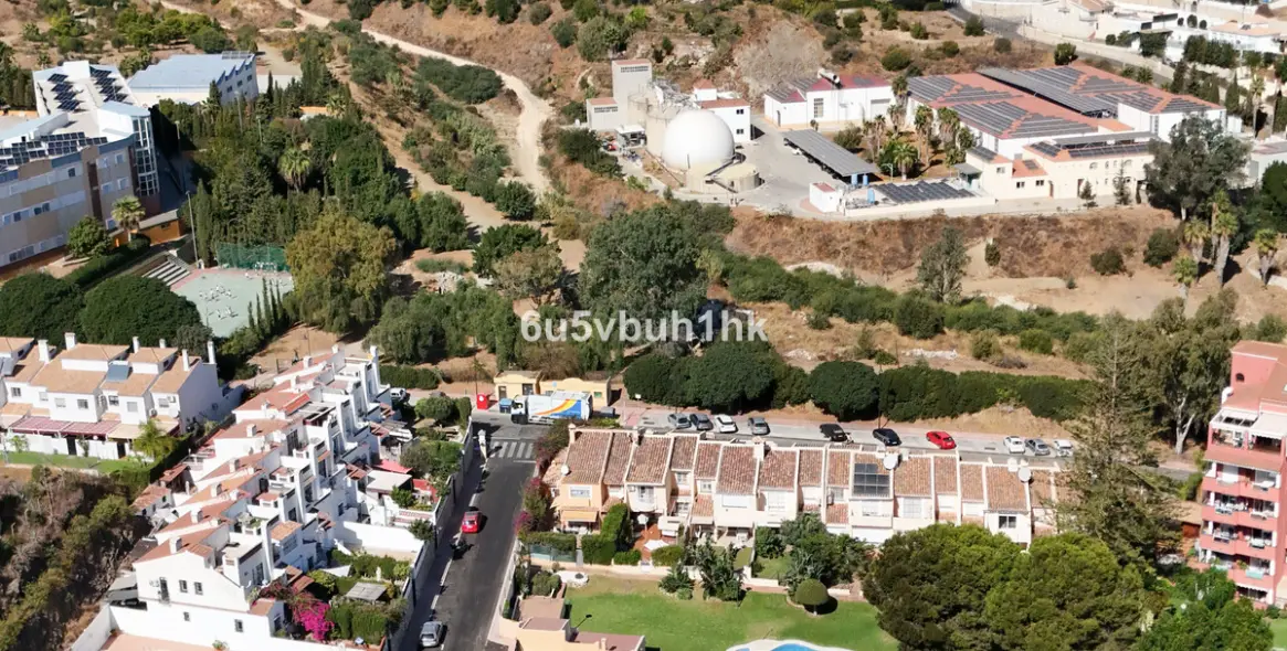 Sale of townhouse in Benalmadena Costa 36