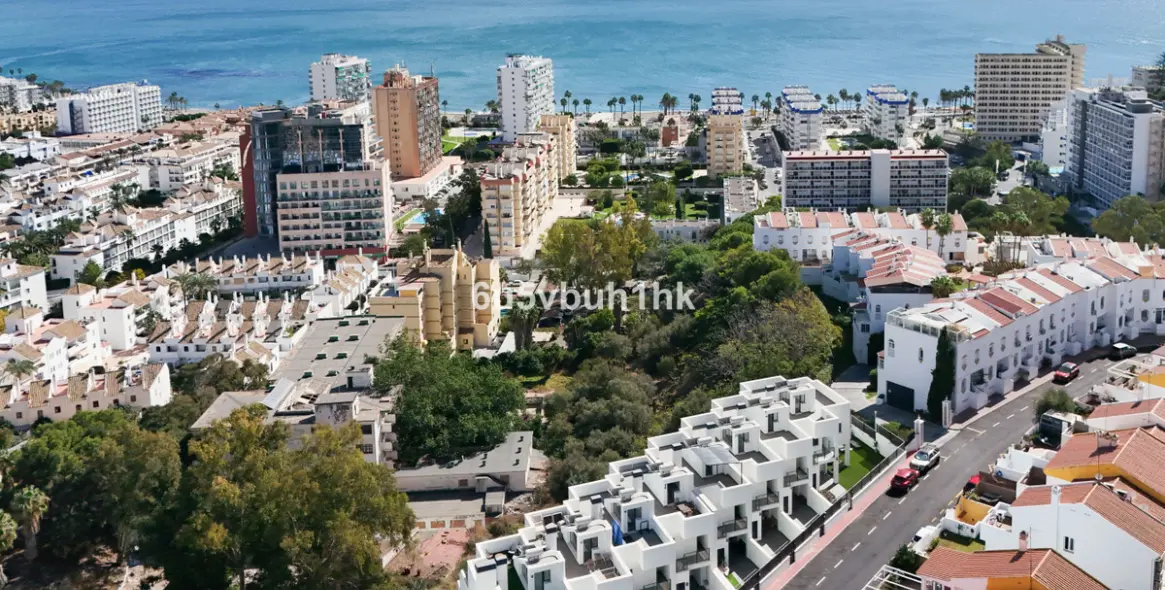 Sale of townhouse in Benalmadena Costa 39