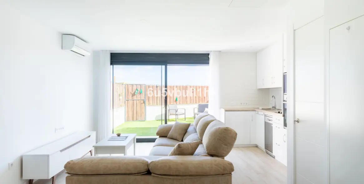 Sale of townhouse in Benalmadena Costa 23