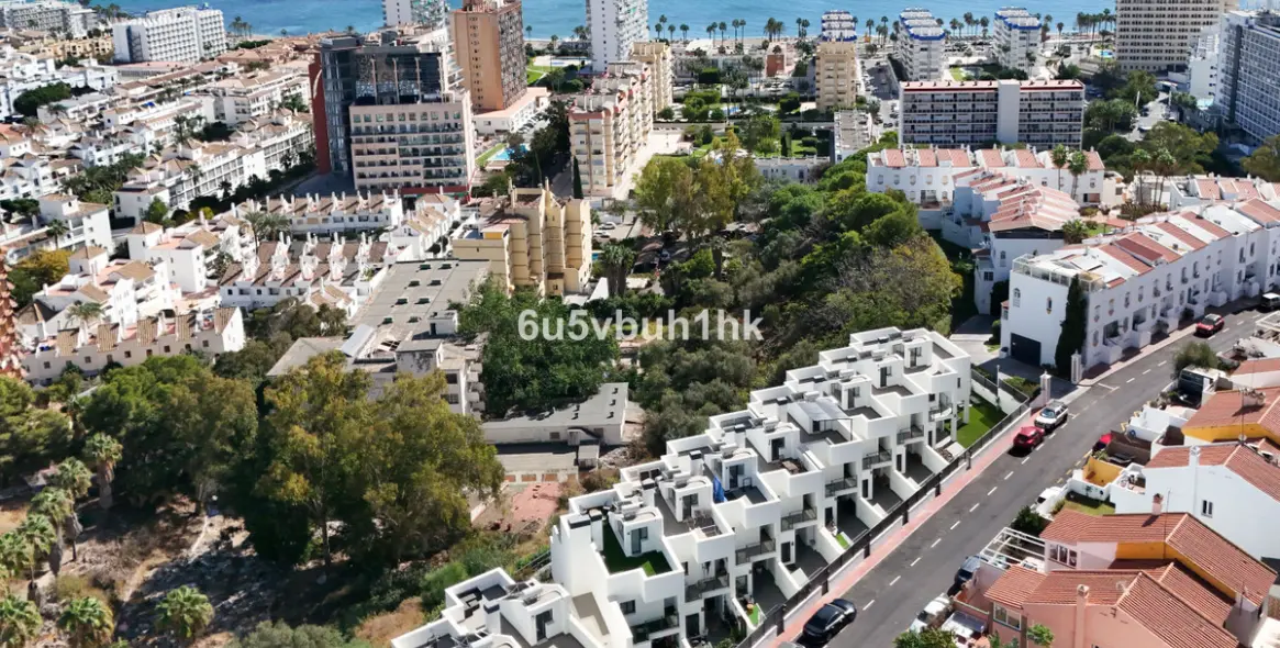 Sale of townhouse in Benalmadena Costa 57