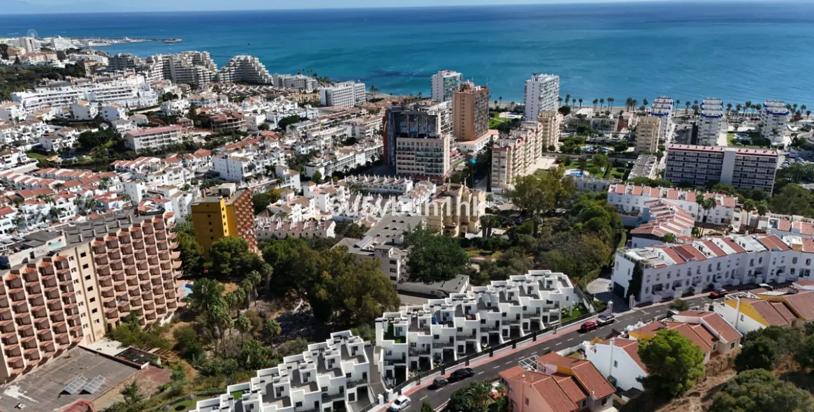 Sale of townhouse in Benalmadena Costa 60
