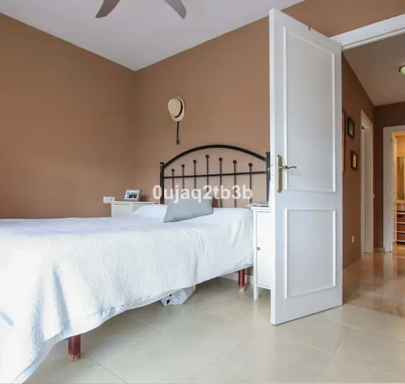 Продажа апартаментов на первом этаже в Nueva Andalucía