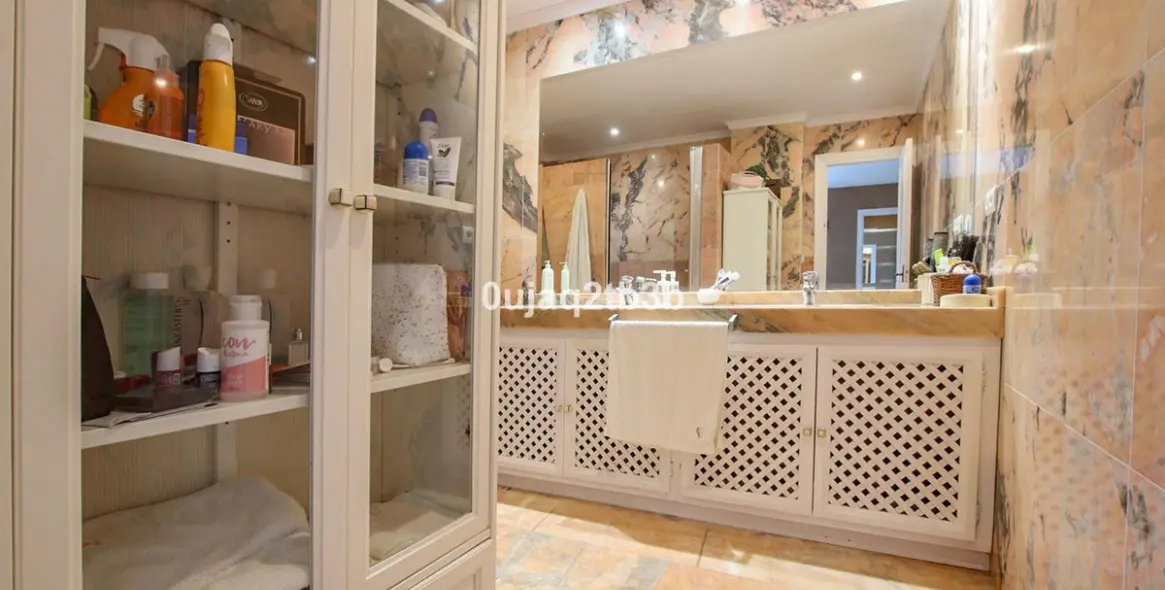 Продажа апартаментов на первом этаже в Nueva Andalucía 7