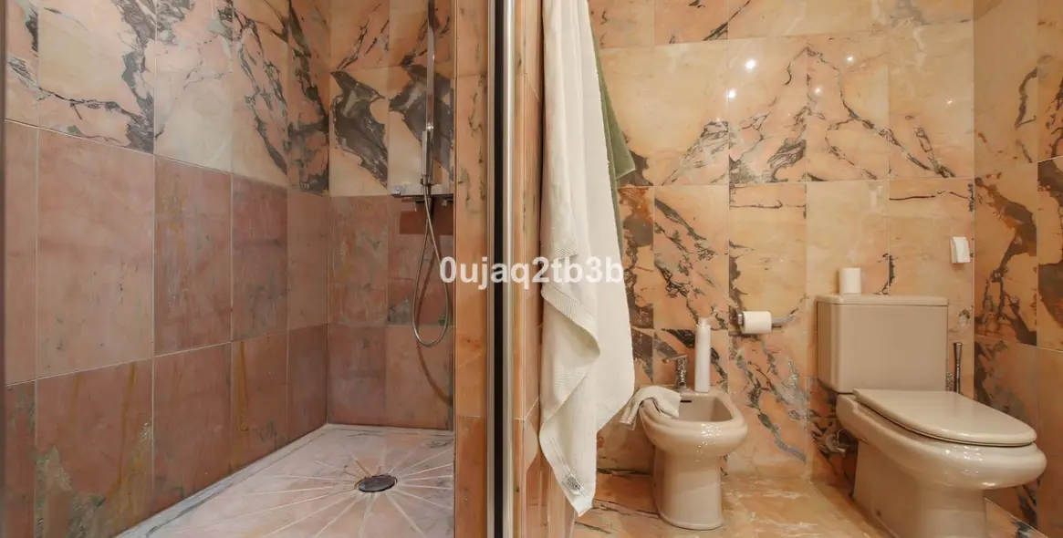 Продажа апартаментов на первом этаже в Nueva Andalucía 10