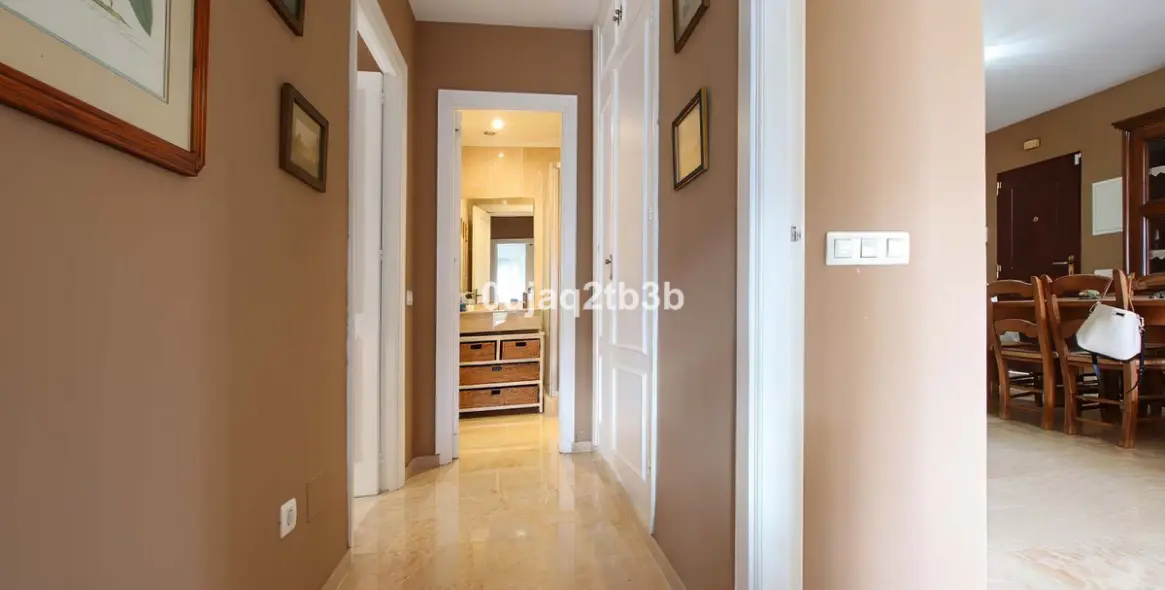 Продажа апартаментов на первом этаже в Nueva Andalucía 13