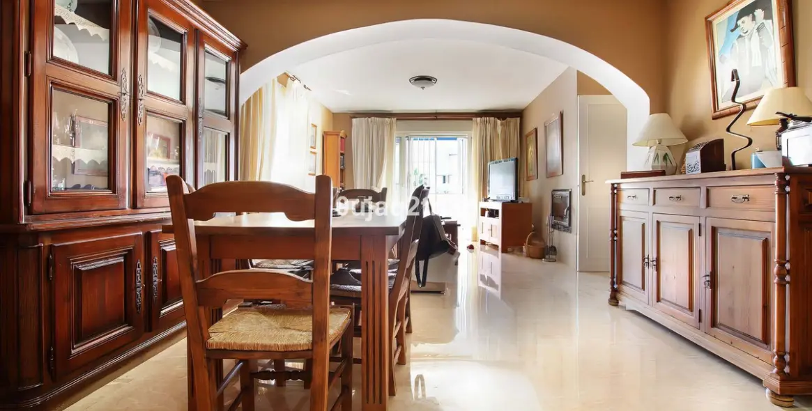 Продажа апартаментов на первом этаже в Nueva Andalucía 14