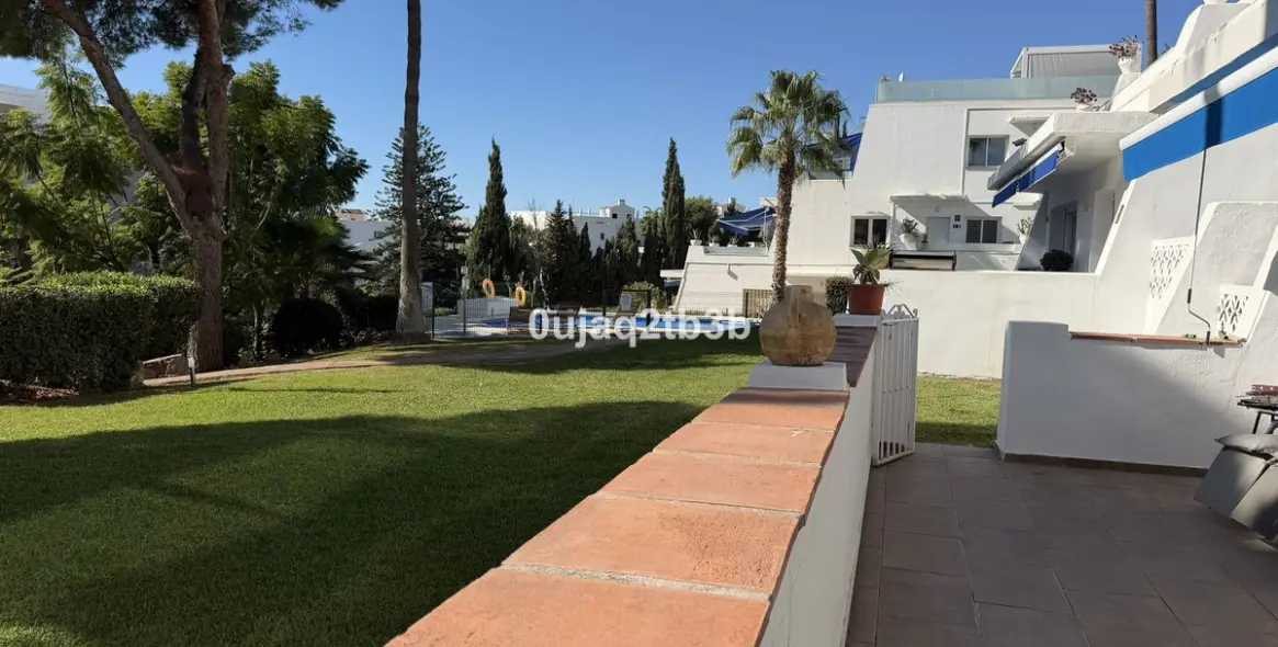 Продажа апартаментов на первом этаже в Nueva Andalucía 19