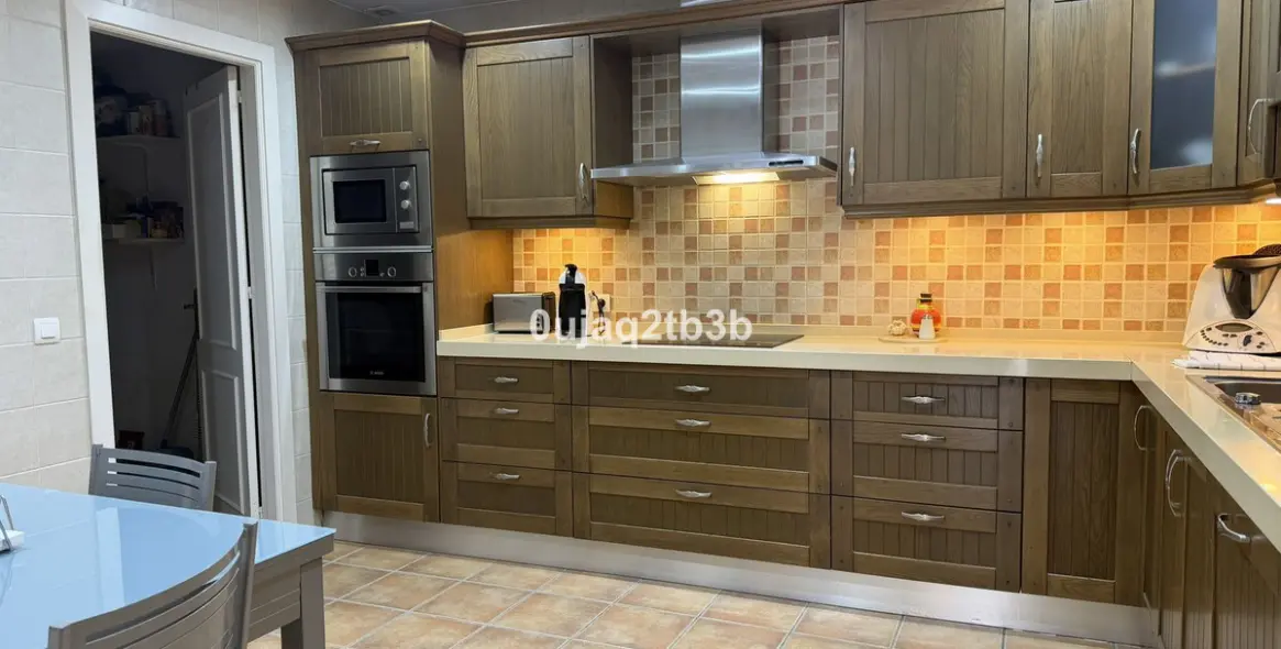 Venta de apartamento en planta baja en Nueva Andalucía 27