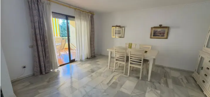 Sale of middle floor apartment in Marbella 4