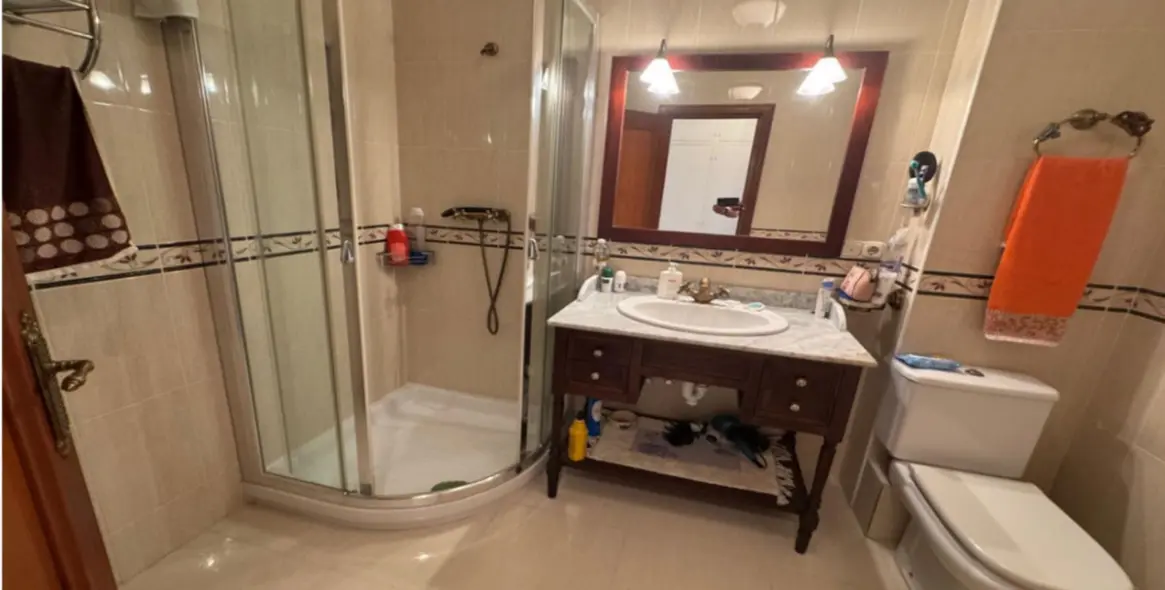 Sale of middle floor apartment in Marbella 15