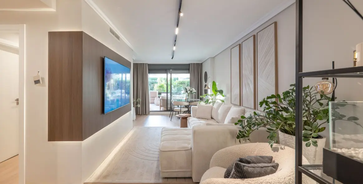 Продажа апартаментов на первом этаже в Selwo 1