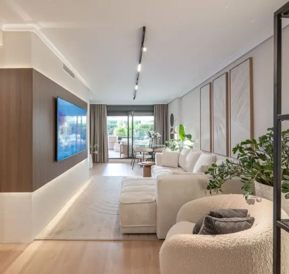 Продажа апартаментов на первом этаже в Selwo