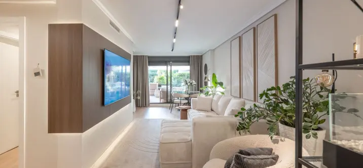 Продажа апартаментов на первом этаже в Selwo 0