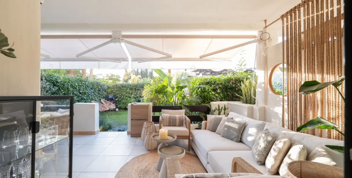 Продажа апартаментов на первом этаже в Selwo 3