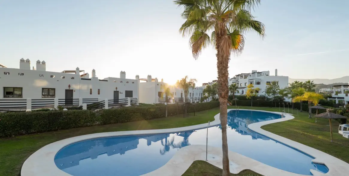 Продажа апартаментов на первом этаже в Selwo 26