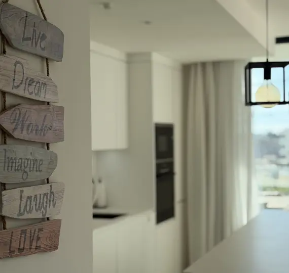 Продажа апартаментов на среднем этаже в Higueron