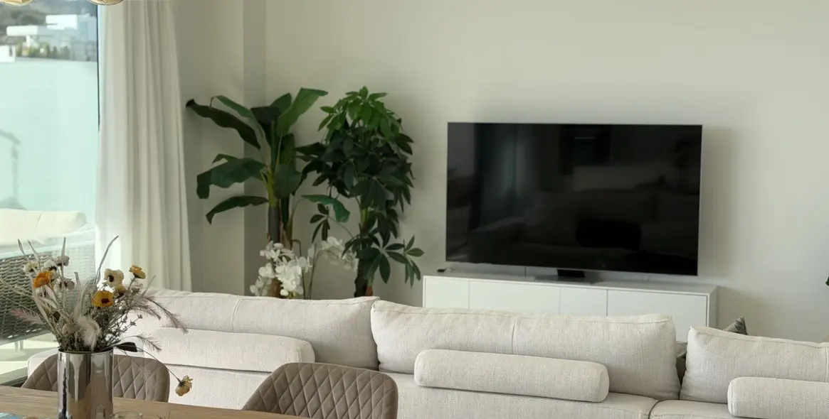 Продажа апартаментов на среднем этаже в Higueron 4