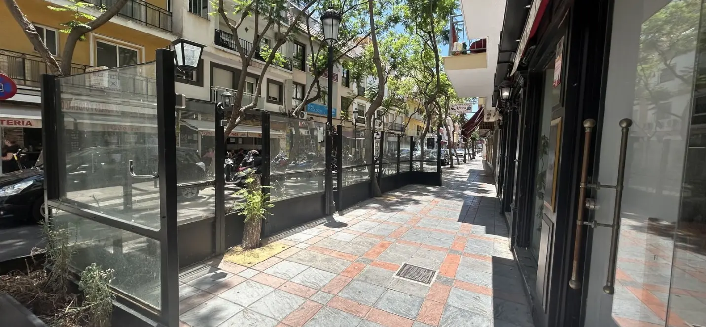 Venta de local comercial en Málaga 3