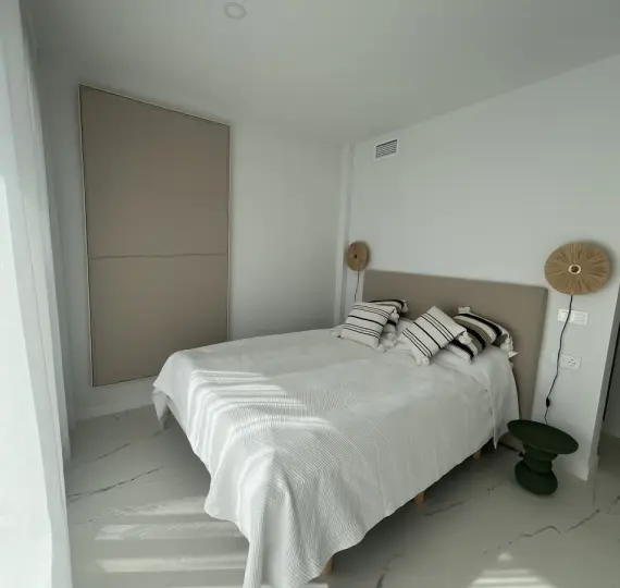 Middle floor apartment R5219524